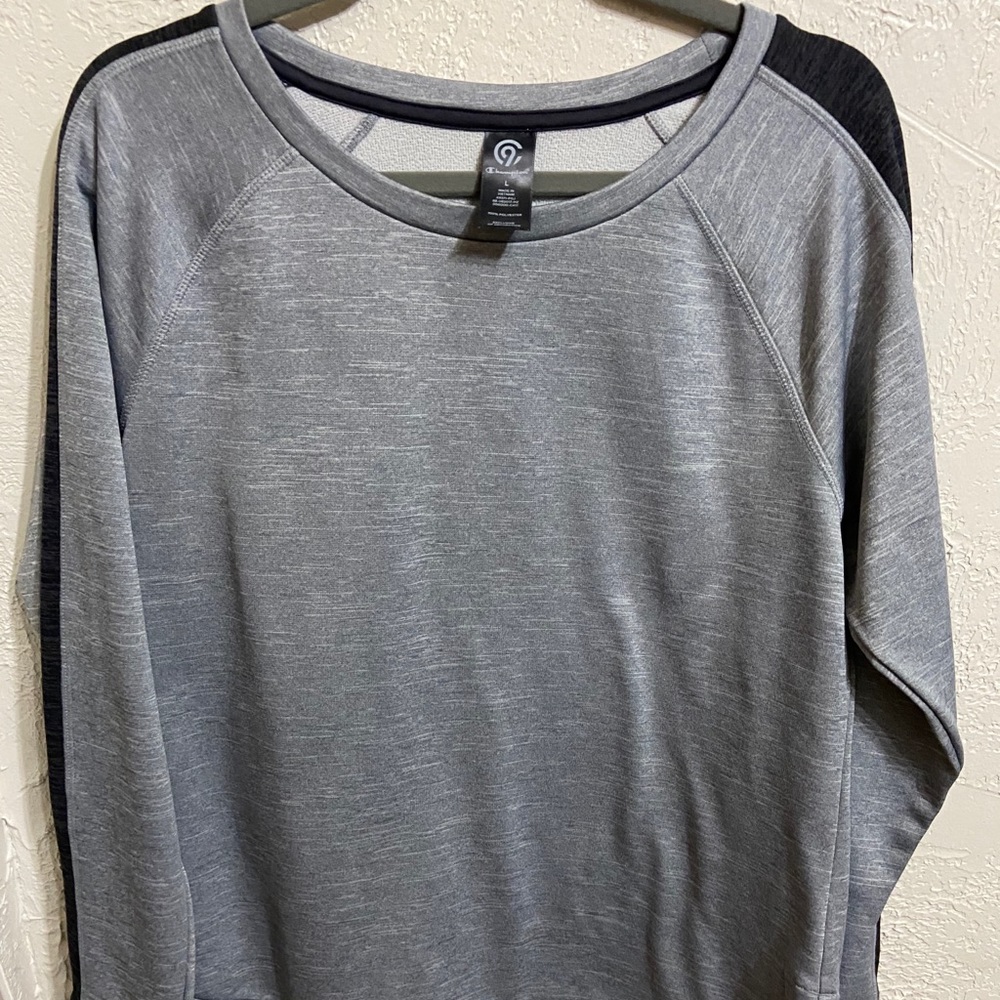 Workout sweatshirt